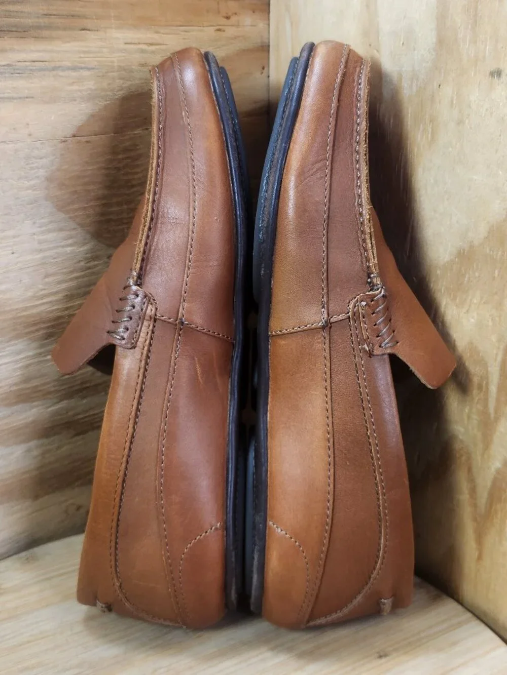 Olukai Kulana Mens Brown Leather Moc Slip On Loafer Shoes Size 10